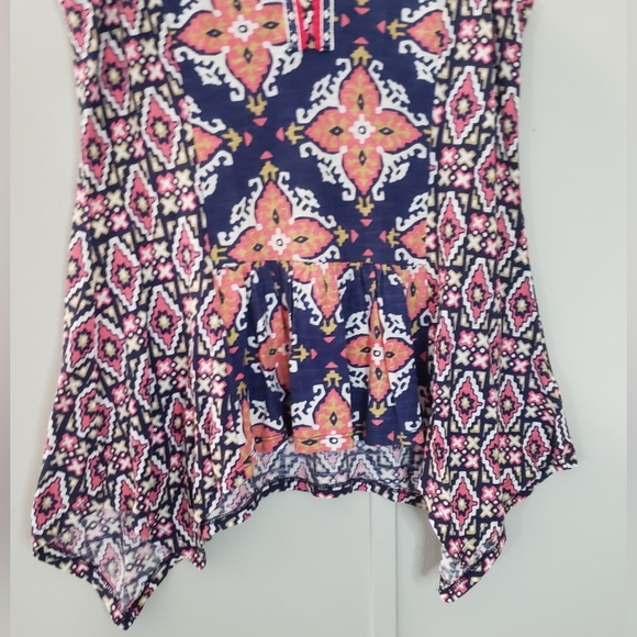 Anthropologie Akemi + Kin Asymmetrical Galapa Split Neck Tank Top - Picture 3 of 9